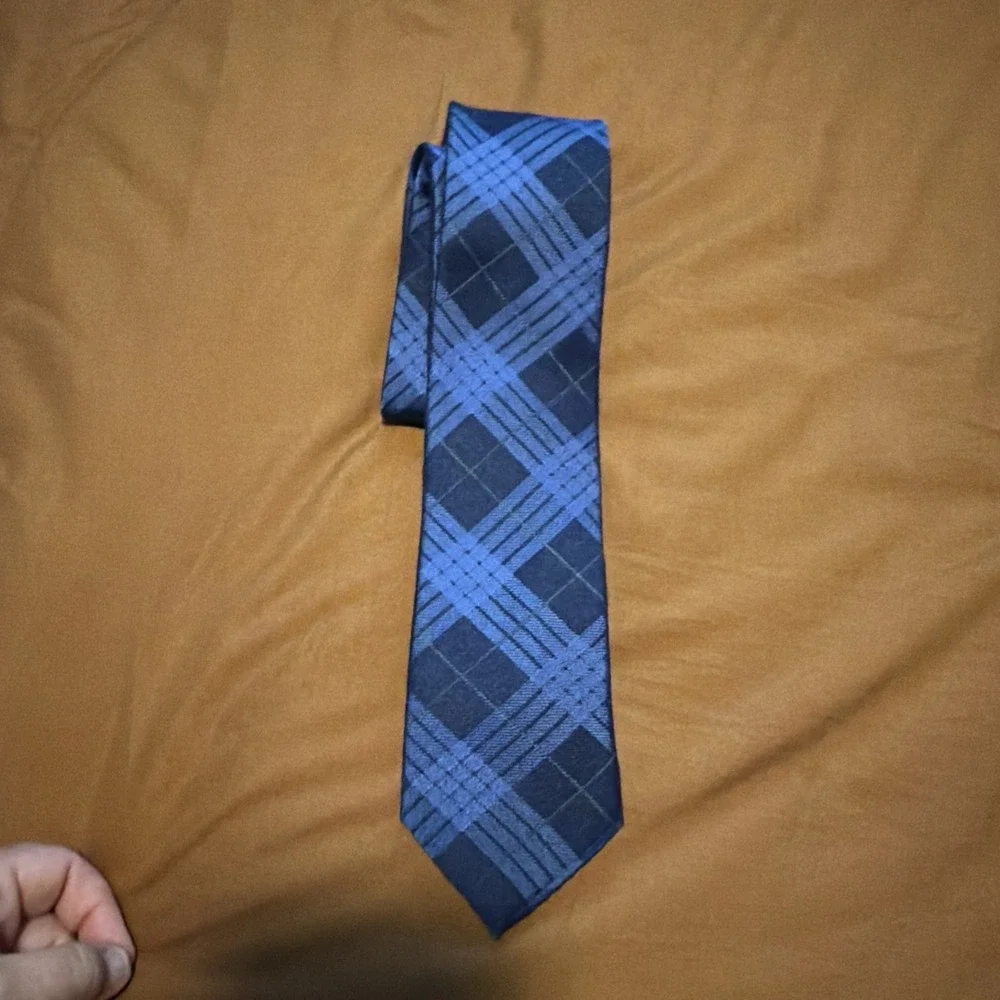 Ralph Lauren Blue Plaid Men's Necktie !
